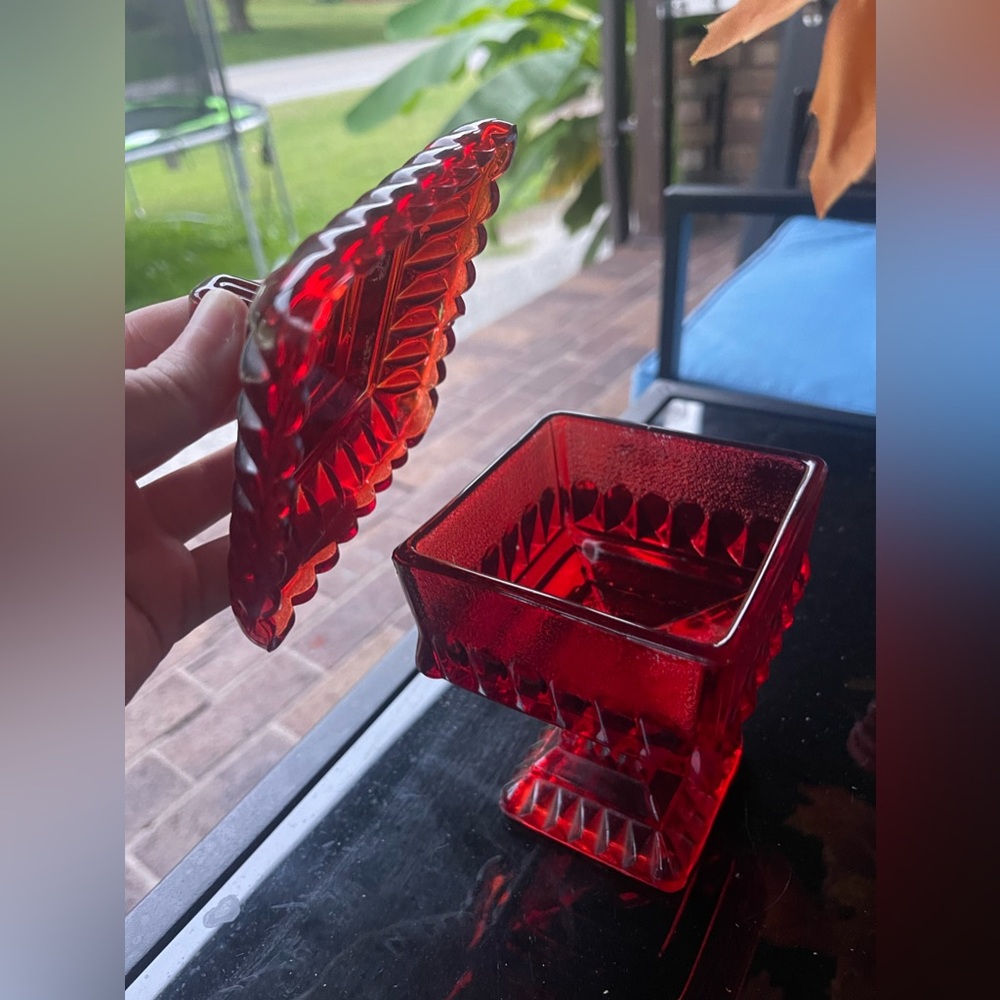 Vintage Jeanette ruby red glass candy dish